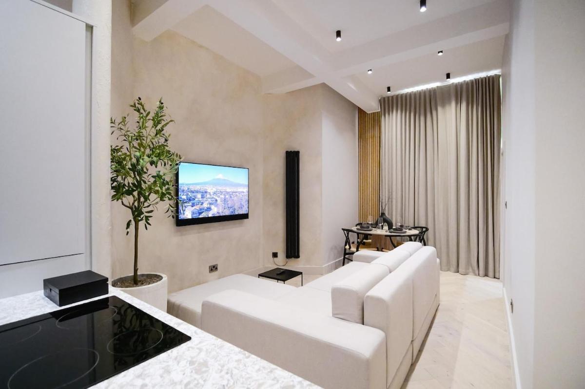 Japandi By The Heim Residences Манчестер Екстер'єр фото